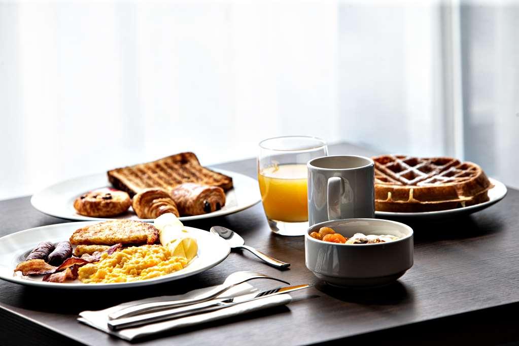 Готель Hampton By Hilton Toulouse Airport Бланьяк Ресторан фото